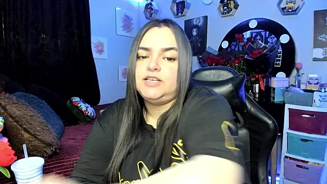 Luise Meyrink online show from 02/17/26, 02:41