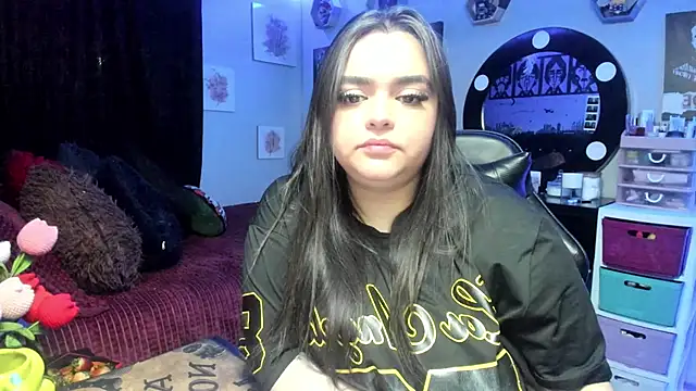 Luise Meyrink online show from 04/15/26, 02:40