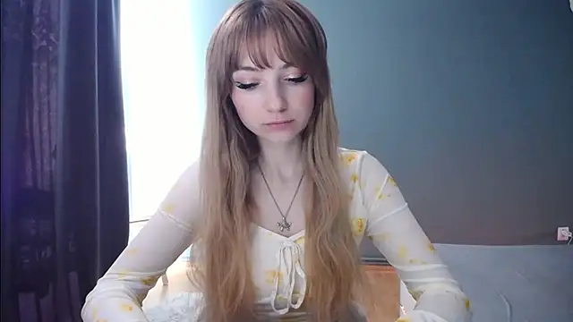 LuciaYoung online show from 02/21/25, 09:34