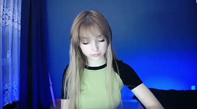 LuciaYoung online show from 02/26/25, 07:27