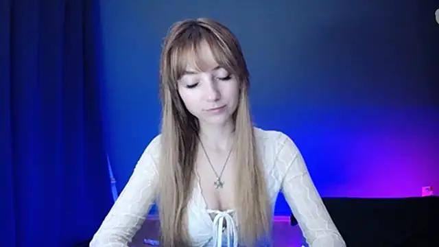 LuciaYoung online show from 02/28/25, 07:35