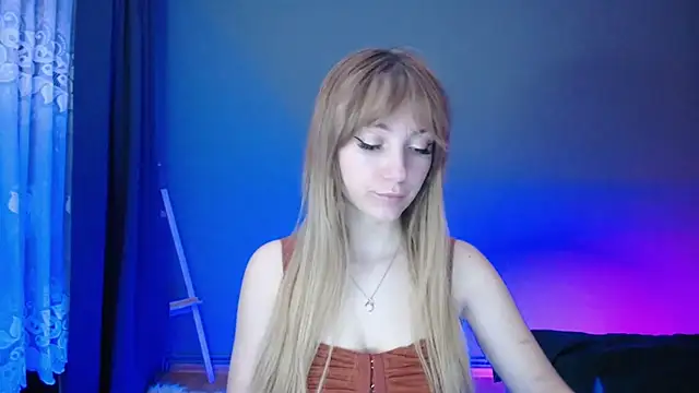 LuciaYoung online show from 03/05/25, 10:21