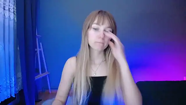 LuciaYoung online show from 03/17/25, 07:15