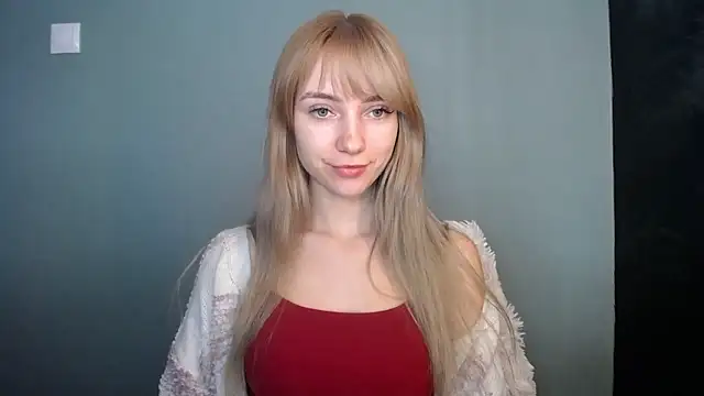 LuciaYoung online show from 01/18/26, 08:29