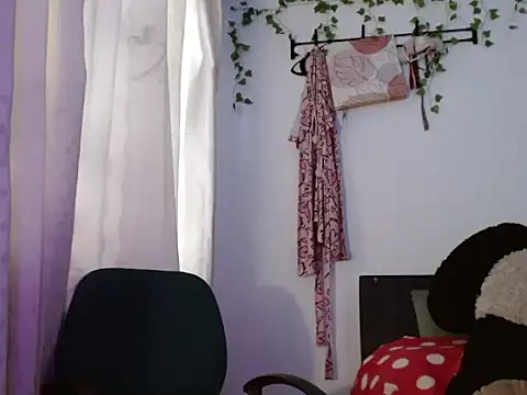  annie rosse online show from 06/22/26, 08:39