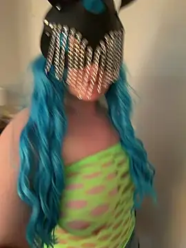 Snapshot of sammyspencer chatting on 04/13/26, 05:51 sammyspencer online show from 04/13/26, 05:51