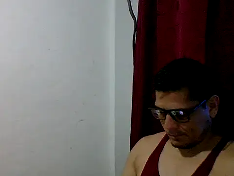 Yeyeyleidi online show from 05/03/26, 08:48