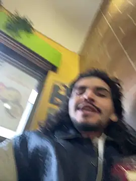 Snapshot of aangie__uwu chatting on 10/01/25, 10:27 aangie  uwu online show from 10/01/25, 10:27