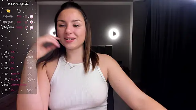 Snapshot of ThreeshaWhite chatting on 02/09/25, 05:43 ThreeshaWhite online show from 02/09/25, 05:43