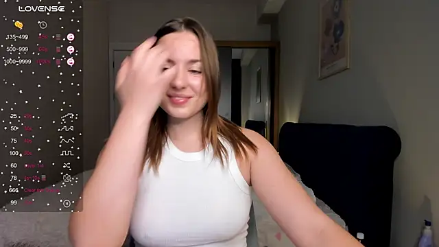 Snapshot of ThreeshaWhite chatting on 02/25/25, 05:04 ThreeshaWhite online show from 02/25/25, 05:04