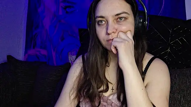 Cyndee Winter online show from 02/26/25, 06:43