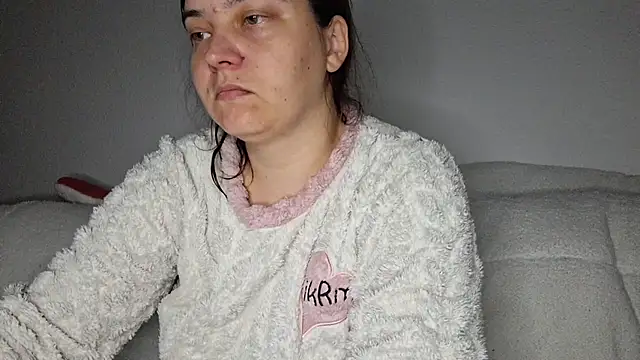 Cyndee Winter online show from 10/26/25, 08:15