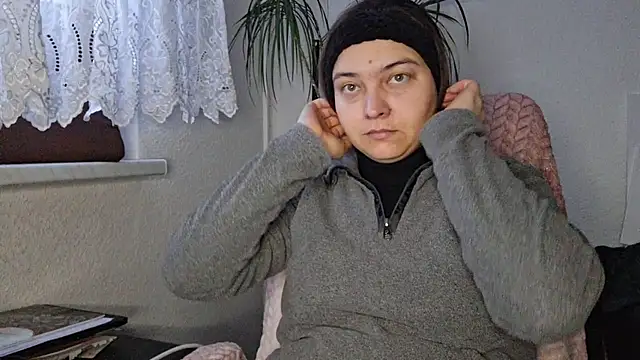 Cyndee Winter online show from 01/17/26, 02:22