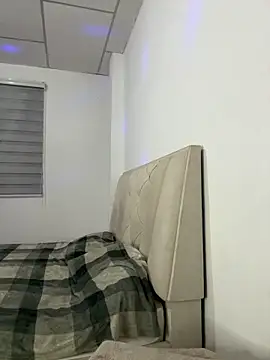 Snapshot of Melanyeee chatting on 03/10/26, 02:05 Melanyeee online show from 03/10/26, 02:05