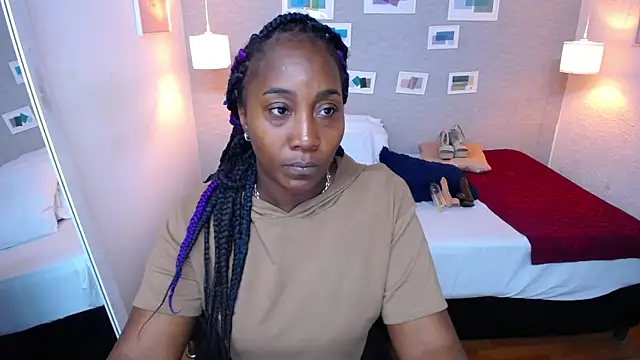 kiara evanss online show from 03/03/25, 08:32