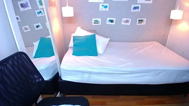 kiara evanss online show from 03/04/25, 02:38