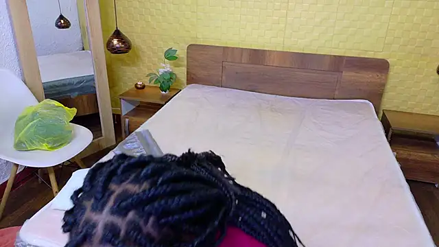 kiara evanss online show from 11/20/25, 03:01