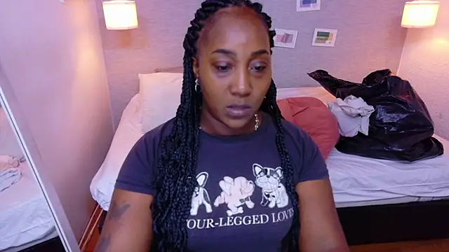kiara evanss online show from 06/20/26, 03:53