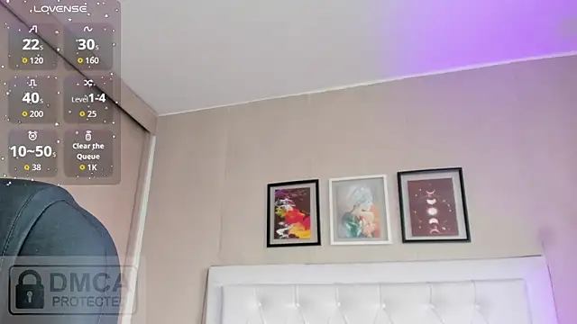 emma  smith1 online show from 04/20/26, 12:52