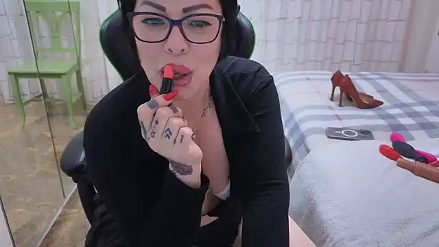   Nina online show from 03/05/25, 04:13