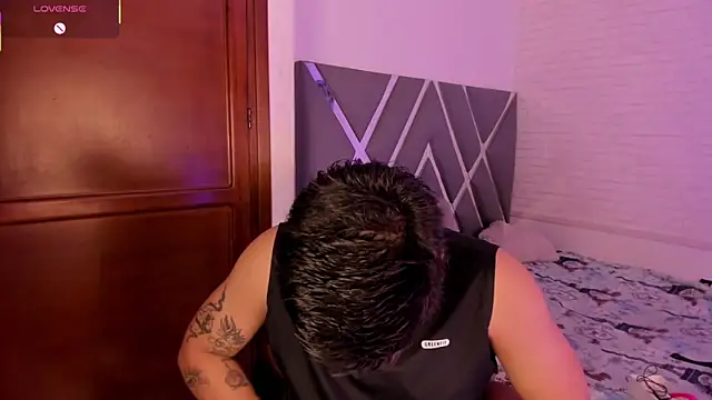 Niicky1  online show from 02/25/26, 03:21