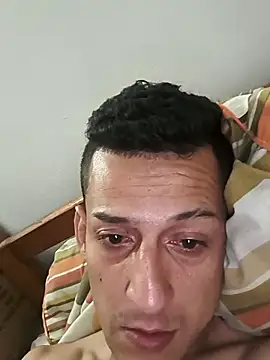 Snapshot of JoseHosther20@xh chatting on 11/23/25, 04:56 JoseHosther20xh online show from 11/23/25, 04:56