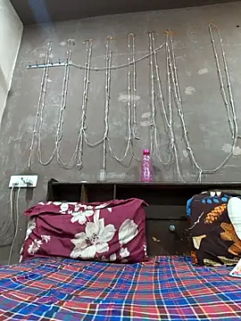 lund lol online show from 04/26/26, 08:23