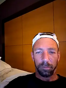 Treemandude online show from 11/27/25, 07:38