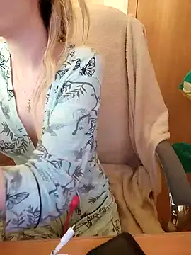 Elza kom online show from 01/02/25, 06:40