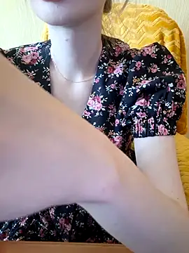 Snapshot of Elza_kom chatting on 03/03/26, 03:23 Elza kom online show from 03/03/26, 03:23