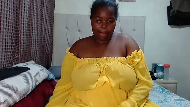 Snapshot of ChubbyDollxx chatting on 12/13/24, 07:21 ChubbyDollxx online show from 12/13/24, 07:21