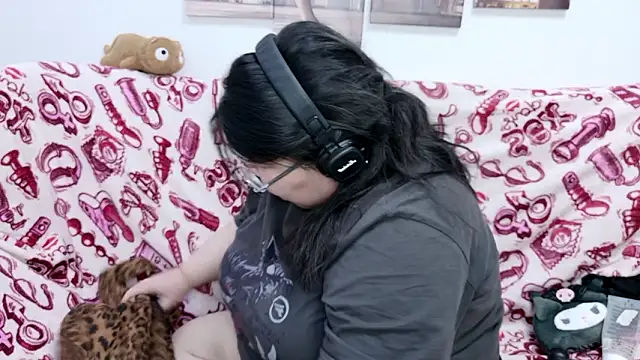 Nadine asian online show from 02/25/26, 04:00