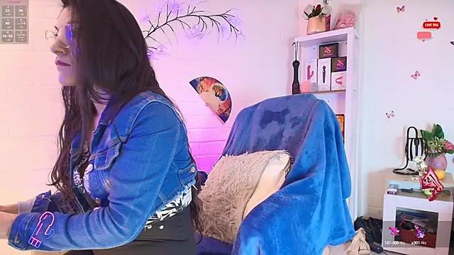 Rapunzeell  online show from 09/16/25, 01:23