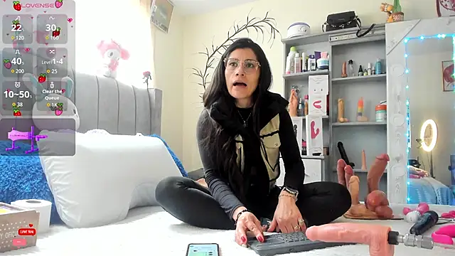 Rapunzeell  online show from 02/05/26, 07:40