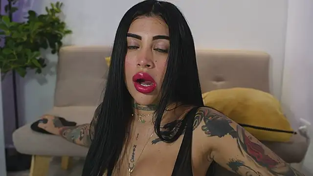 Sofhia cruz online show from 05/21/26, 07:32