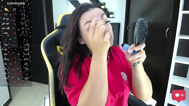 kendalladam online show from 10/23/25, 08:18