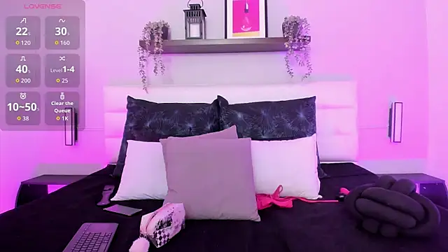 isabella simons online show from 05/03/26, 02:39