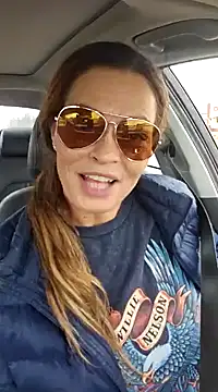 Snapshot of Erotic_and_Exotic chatting on 02/07/25, 03:30 Erotic and Exotic online show from 02/07/25, 03:30