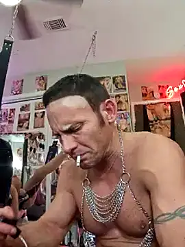 Snapshot of luvs2cumm69 chatting on 03/08/25, 03:35 luvs2cumm69 online show from 03/08/25, 03:35