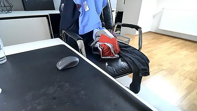 sperma tributes online show from 12/16/25, 07:57