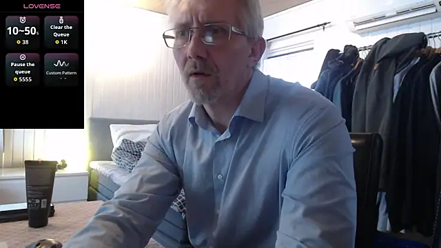 Snapshot of tom-swede chatting on 02/06/26, 12:08 tom-swede online show from 02/06/26, 12:08