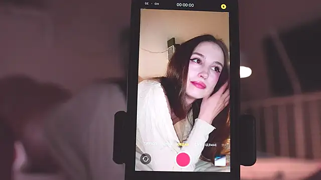 NeonShine online show from 10/02/25, 05:58