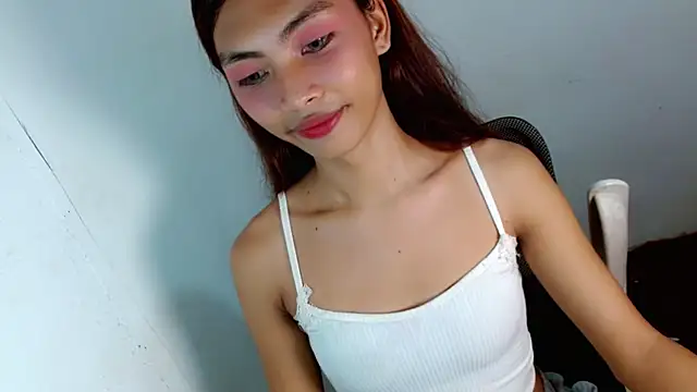 freshJULIA18 online show from 12/04/25, 02:26