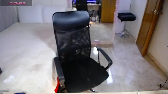 Sahory   online show from 10/10/25, 08:52