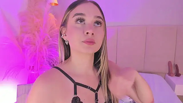 sofia pamela online show from 02/16/25, 01:58