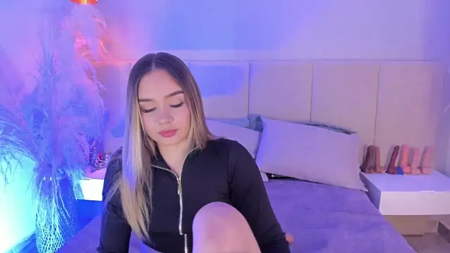 sofia pamela online show from 03/04/25, 07:22