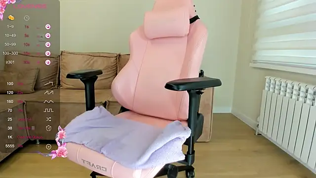 Lee yoo online show from 02/03/25, 02:47