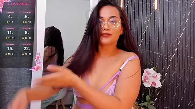 katrina kaif x online show from 02/18/25, 10:47