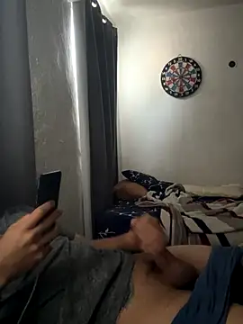 Magicerosxx69 online show from 11/06/25, 03:57