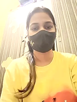 indianliza online show from 10/30/25, 11:11